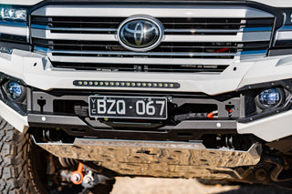 TOYOTA LAND CRUISER 300 FRONT BUMPER - RHINO 4X4 UNITED STATES