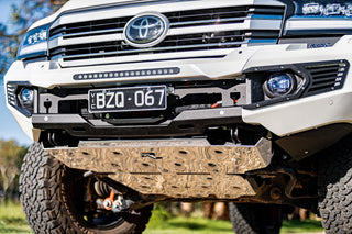 TOYOTA LAND CRUISER 300 FRONT BUMPER - RHINO 4X4 UNITED STATES