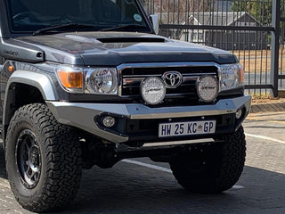 TOYOTA LAND CRUISER 79 SERIES FRONT BUMPER - RHINO 4X4 UNITED STATES